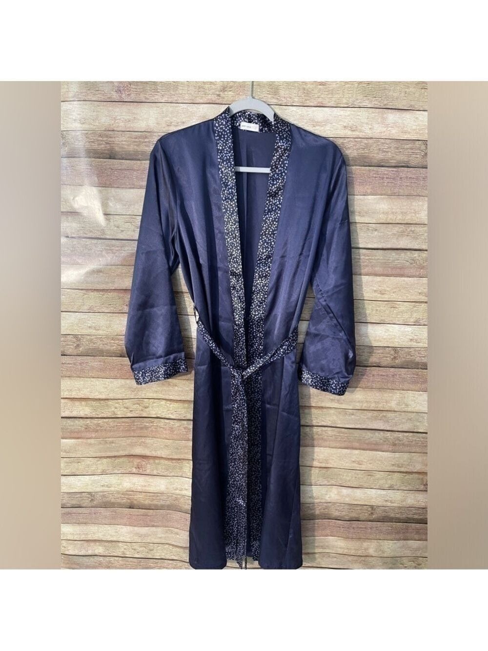 Per Una Women’s Purple Satin Robe Size: Medium